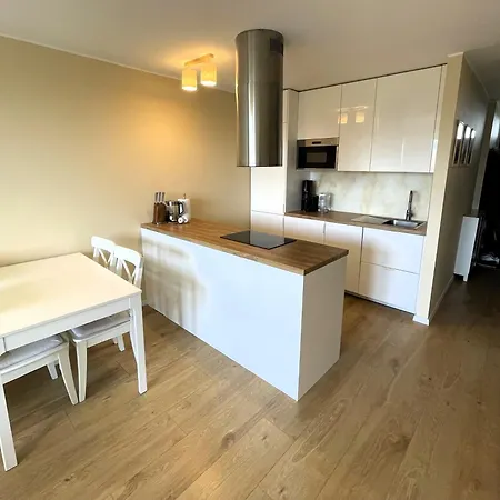 Piastowska 100 Przy Plazy Apartment *